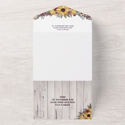 Rustige zonnebloemen Bleek Houtkorrel Wedding All In One Uitnodiging (Buitenkant)