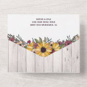 Rustige zonnebloemen Bleek Houtkorrel Wedding All In One Uitnodiging (Achterkant)