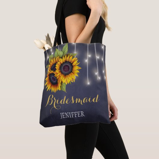 Rustige zonnebloemen, bruidsbruidsmeisje tote bag (Dichtbij)
