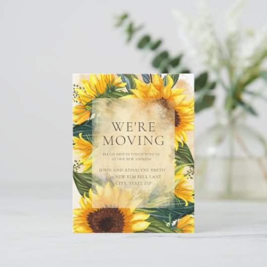 Rustige zonnebloemen Groene bladeren Adres wijzige Briefkaart (Staand voorkant)