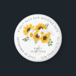 Rustige zonnebloemen houden de datum op magneet<br><div class="desc">Een handige kluis voor uw gasten om gemakkelijk getoond te houden om hen uit te nodigen om de datum voor uw bruiloft te bewaren, met een zonnebloemen, een wildbloemmotief en een gekromde typografie. Pas de tekst eenvoudig aan met uw gegevens. U kunt doopvontstijlen en kleuren, evenals de achtergrondkleur ook veranderen...</div>