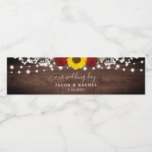 Rustige zonnebloemen Rozen String Lights Wedding Waterfles Etiket (Enkel label)
