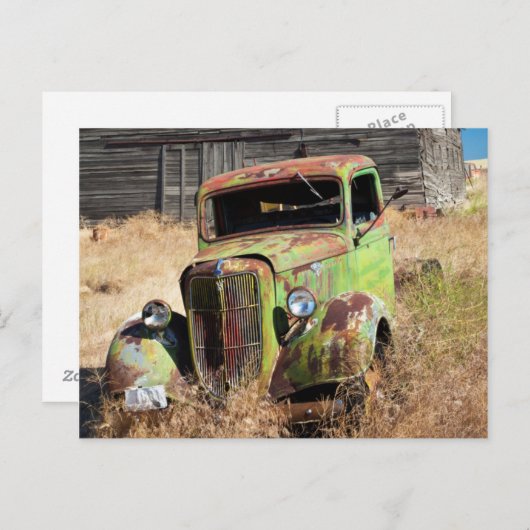 Rusting auto voor verlaten boerderij briefkaart (Voorkant / Achterkant)