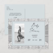 Rustisch Baby shower met hout en blauwe kant Uitnodiging Briefkaart (Voorkant / Achterkant)