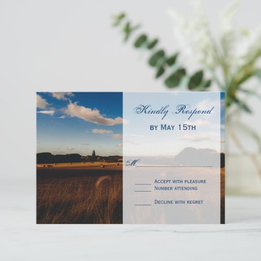 Rustisch Boerderij Hay Bales Wedding RSVP-kaarten RSVP Kaartje (Staand voorkant)