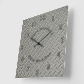 Rustisch Diamond Bord Faux Metal Lug Pattern Vierkante Klok (Hoek)