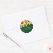 Rustisch groen met budget voor zonnebloemen ronde sticker (Envelop)