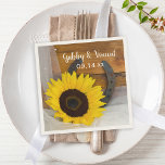 Rustisch Hoefijzer land Western huwelijk Servet<br><div class="desc">Pas de charmante Rustic Sunflower en Hoefijzer Country Western Wedding Paper Napkins aan om je landelijke boerderij of ranch stijl vrijgezellenfeest of huwelijksreceptie een beetje charme te geven. Deze casual maar klastige, aangepaste paardenhondenbonnen zijn voorzien van een merkwaardige bloemfoto van een gele bloesem, roestachtig hoefijzer en witte bruidaveil met een...</div>