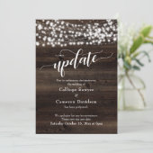 Rustisch hout en licht uitgestelde bruiloft-update kaart (Staand voorkant)