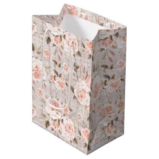 Rustisch hout en Shabby Chic Rozen Floral Birthday Medium Cadeauzakje (Voorkant Gekanteld)