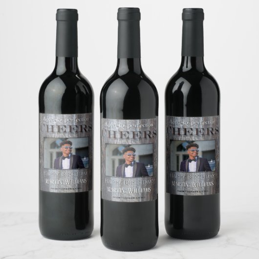 Rustisch hout Foto van Birthday Wine Label Wijn Etiket (Flessen)