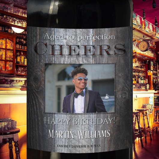 Rustisch hout Foto van Birthday Wine Label Wijn Etiket