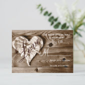 Rustisch land Barn Wood Love Heart Wedding RSVP (Staand voorkant)