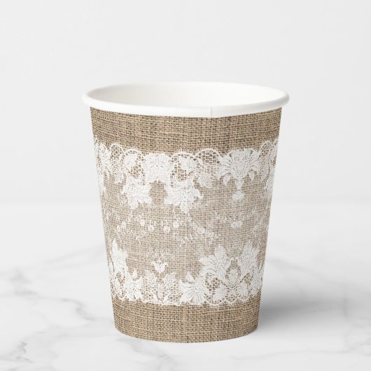 Rustisch land:  beige burlap en witte kant papieren bekers (Rechts)