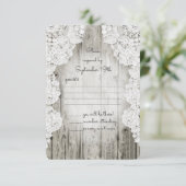 Rustisch land Faux Lace Barn Wood Wedding RSVP Kaartje (Staand voorkant)