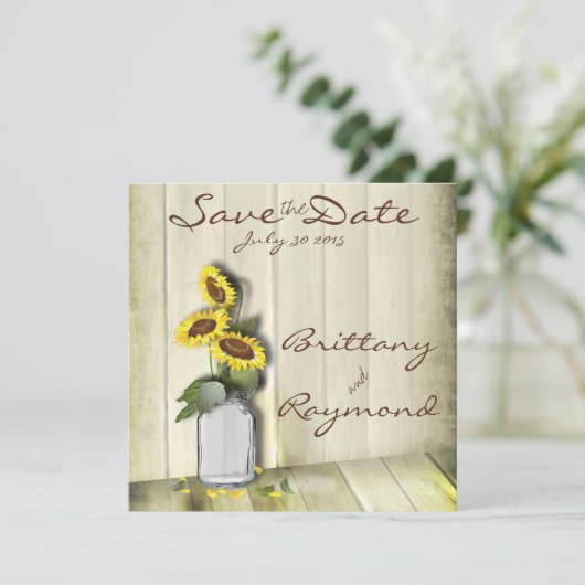 RUSTISCH LAND MASON JAR MET ZONLOWERS SAVE THE DATE (Staand voorkant)