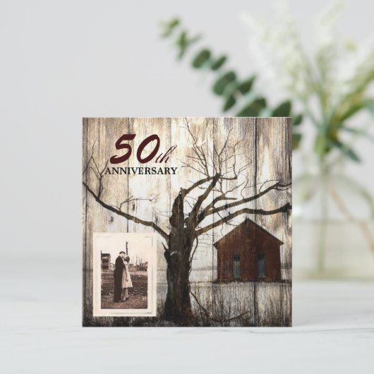 Rustisch land Rode Barn 50ste bruiloft Kaart (Staand voorkant)