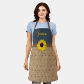 Rustisch land Simulated Burlap Denim Sunflower Schort (Gedragen)