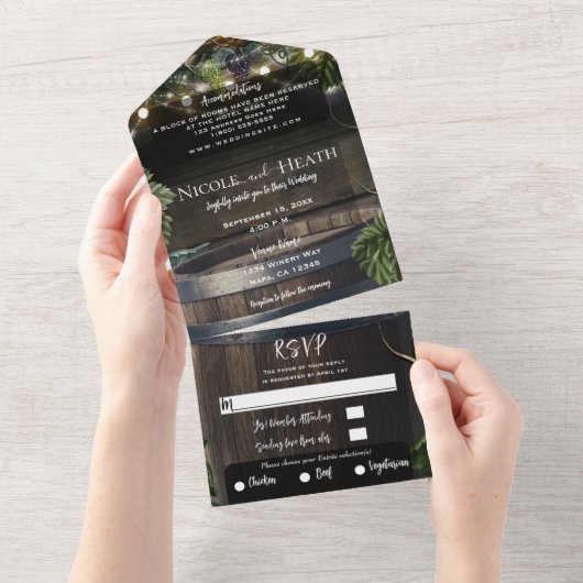 Rustisch land Winery Wine Barrel Barn Wedding All In One Uitnodiging (Afscheurbaar)