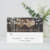 Rustisch landhoutwoord RSVP kaartje (Staand voorkant)