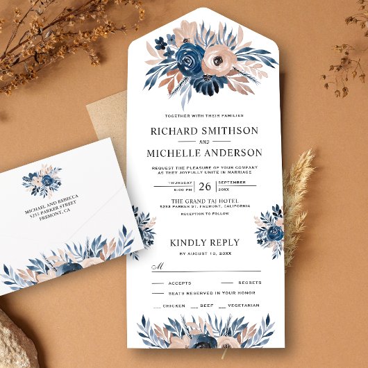 Rustisch landmarinesblauw en beige Floral Wedding All In One Uitnodiging