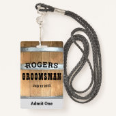 Rustische gepersonaliseerde Groomsman Whiskey Barr Badge (Achterkant met draagriem)