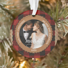 Rustische houtnerf ruit eerste kerst getrouwd ornament