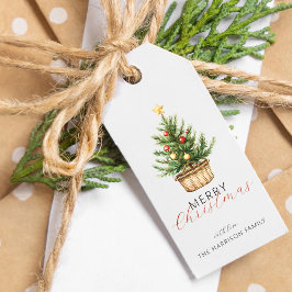 Rustische kerstboom in mand gepersonaliseerd cadeaulabel