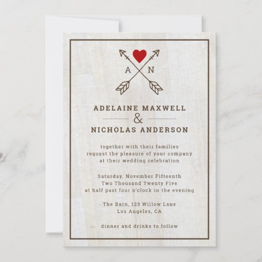 Rustische pijlen Rood Heart Wedding Kaart (Voorkant)