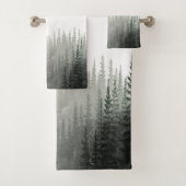 Rustische Waterverf Pine Forest Monogrammed Bad Handdoek (Insitu)