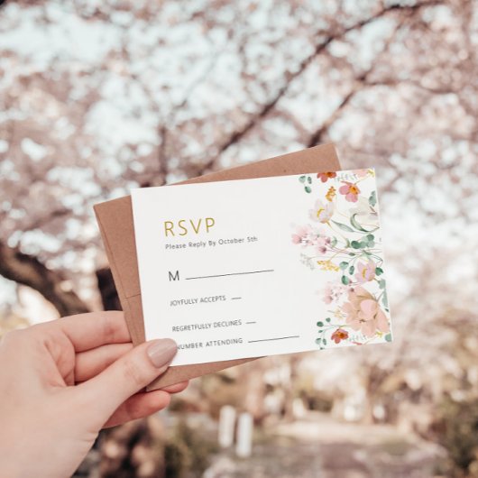 Rustische wilde bloemen die RSVP-Kaarten binden RSVP Kaartje