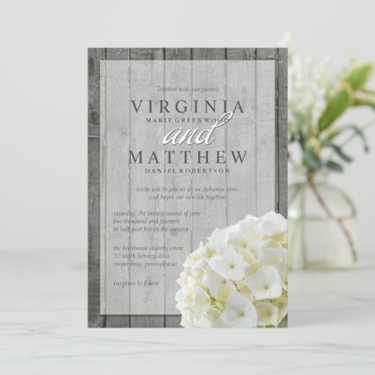 RUSTISCHE WITTE HYDRANGEAS WEDDING INVITATIE KAART (Staand voorkant)