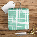 Rustoek weefpatroon modern aquablauw cadeaupapier<br><div class="desc">Dit moderne inpakpapierontwerp heeft een met de hand getekend kruisrasterpatroon in wit over een leuke aquablauwe achtergrond...  Een prachtige keuze voor vele gelegenheden!</div>
