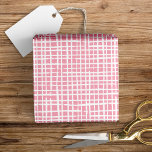 Rustoek Weefpatroon Modern Mooie Roze Cadeaupapier<br><div class="desc">Dit moderne inpakpapierontwerp heeft een handgetekend kruisrasterpatroon in wit over een mooie roze achtergrond...  Een prachtige keuze voor vele gelegenheden!</div>