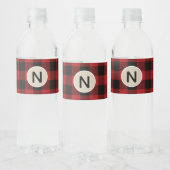 Rustrood zwart geruit kraft monogram feestje waterfles etiket (Flessen)