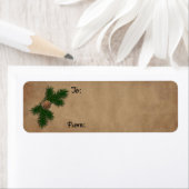 Rusty Bell op Pine Christmas Gift Labels (Insitu)