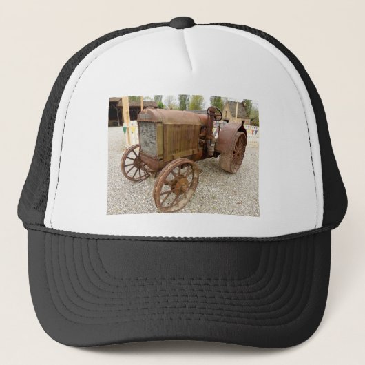 Rusty tractor trucker pet (Voorkant)