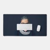 Ruth Bader Ginsburg Bgloing Pink Bubble gom Bureaumat (Keyboard & Muis)