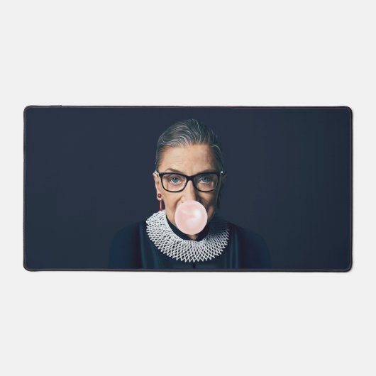Ruth Bader Ginsburg Bgloing Pink Bubble gom Bureaumat (Voorkant)