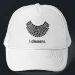 Ruth Bader Ginsburg I Dissent RBG Collar Trucker Pet<br><div class="desc">Vertegenwoordig Notorieuze RBG met de kenmerkende kraag van Ruth Bader Ginsburg en "ik ben het niet eens" citeert vrachtwagenhoed. Collar is met de hand getekend om iets griezelig toe te voegen aan uw vooruitgang op het gebied van de mensenrechten.</div>