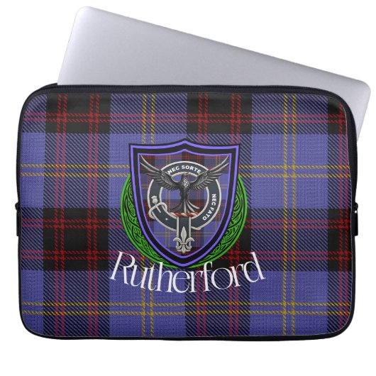 Rutherford Scottish Clan Tartan and Crest Laptop Sleeve (Voorkant)