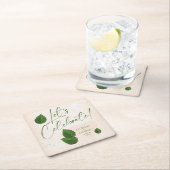 Ruw berkenbast gesneden hart met bladeren kartonnen onderzetters (Insitu)