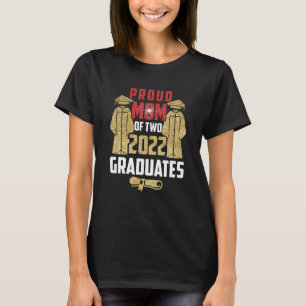 Ruw mam van twee 2022 gediplomeerde tweelingmam t-shirt