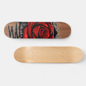 Ruw Roos Graffiti Kunst – Rode Stedelijke Bloem Persoonlijk Skateboard (Horizontaal)