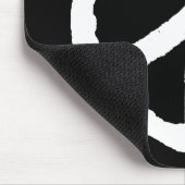 Ruw Vredessymbool - wit op zwart Muismat (Hoek)