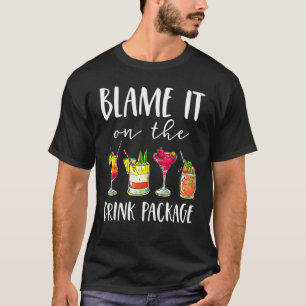 Ruwe beschuldiging op het pakket Drink T-shirt