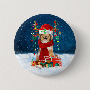 Ruwe Collie Dog in sneeuw met kerstcadeaus Ronde Button 5,7 Cm