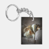 Ruwe collie op een stoel sleutelhanger (Voorkant Links)