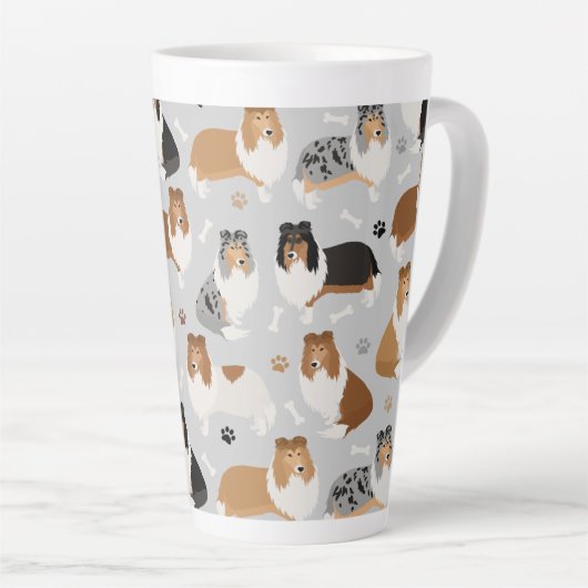 Ruwe Collie Paws en Botten Latte Mok (Rechterhoek)