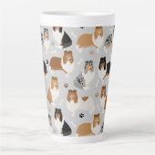 Ruwe Collie Paws en Botten Latte Mok (Voorkant)